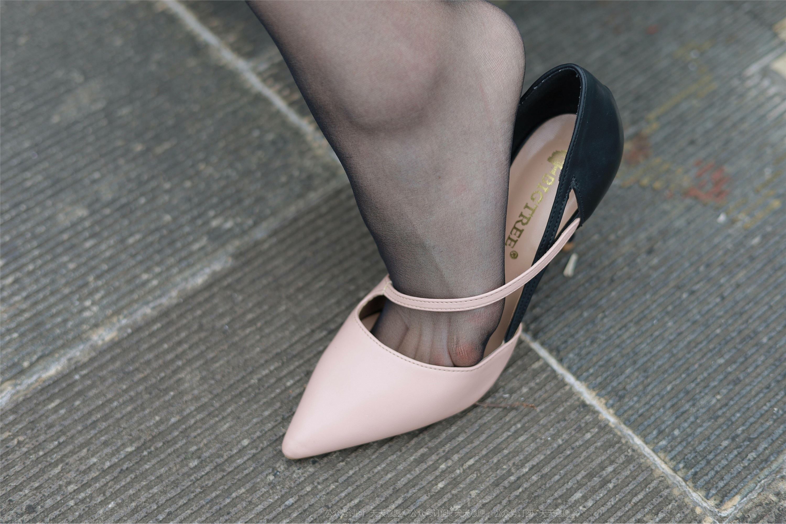 IESS异思趣向  2021.10.20 丝享家953：小婕《桥上的美女》